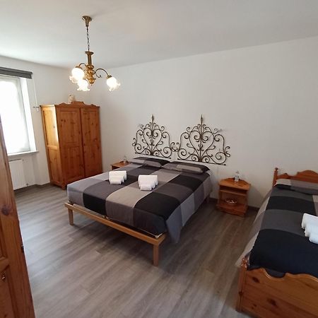 Appartamento Taverna Gattolini Венцоне Экстерьер фото